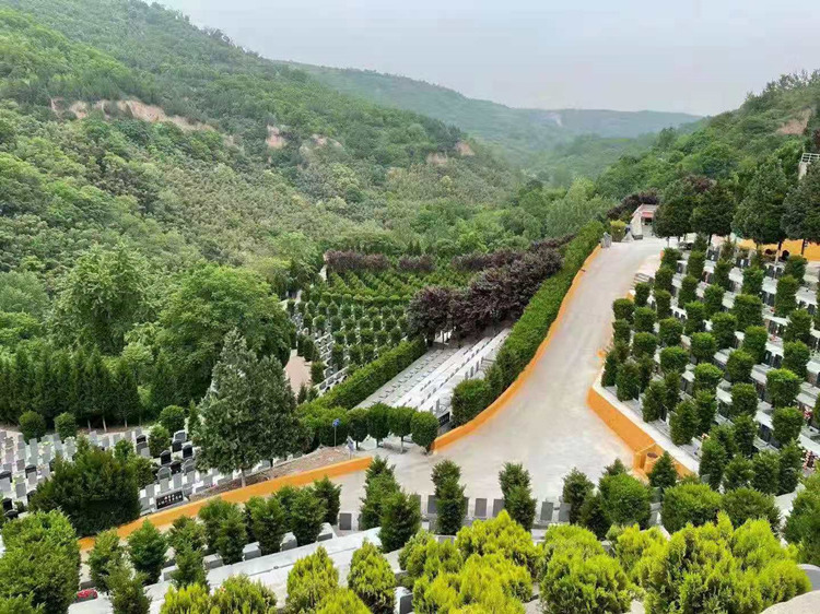 去壽陽(yáng)山墓園怎么坐車？有沒(méi)有公交車